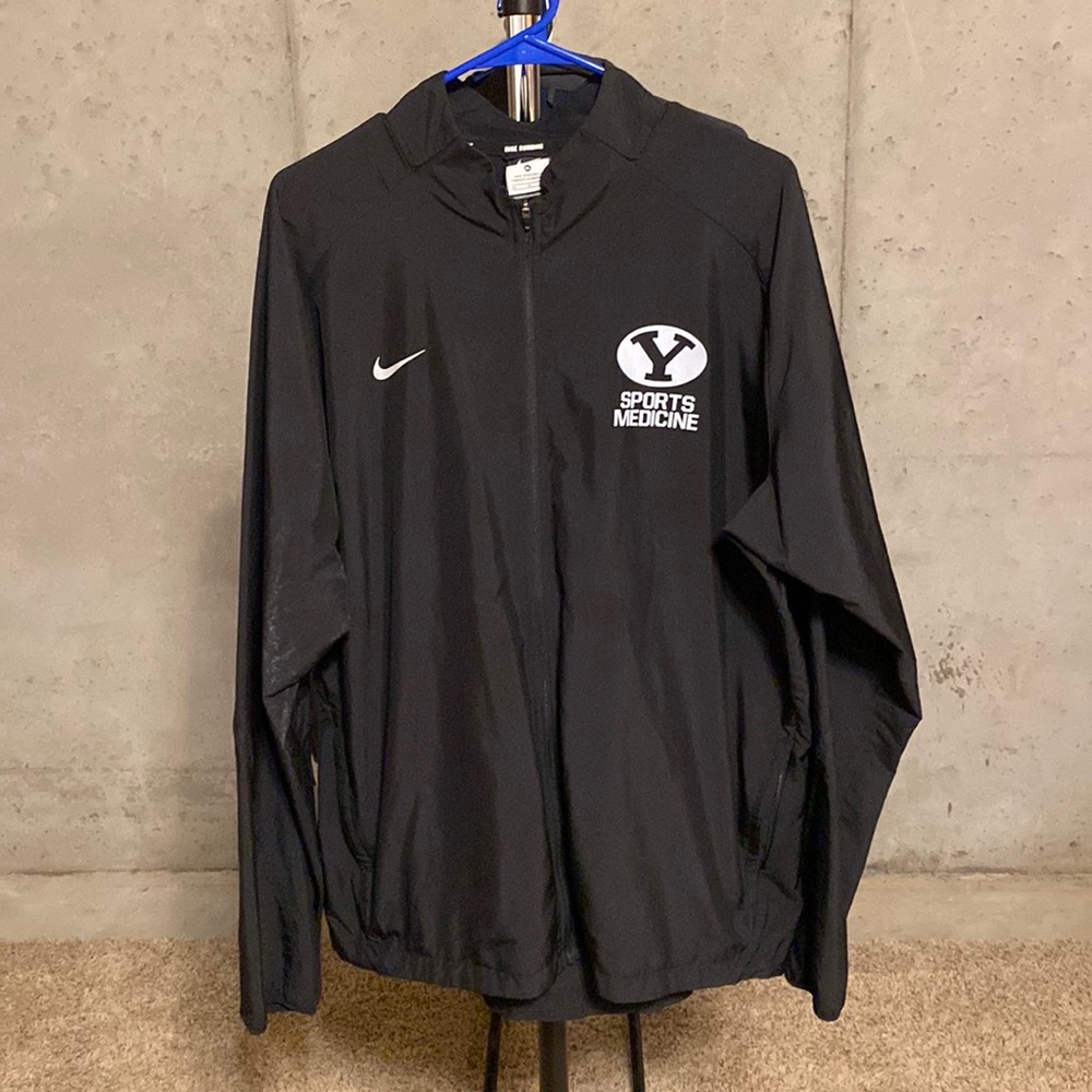 Mens Nike Team Woven Running Jacket!